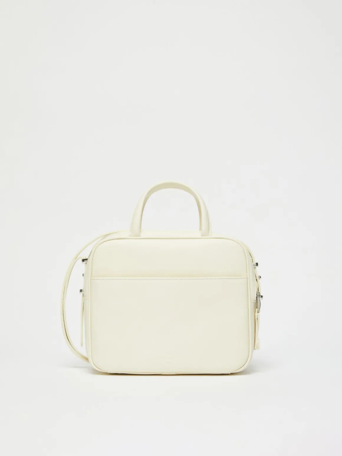 bauletto_piccolo_in_pelle_2.webp New Bauletto piccolo in pelle Borse