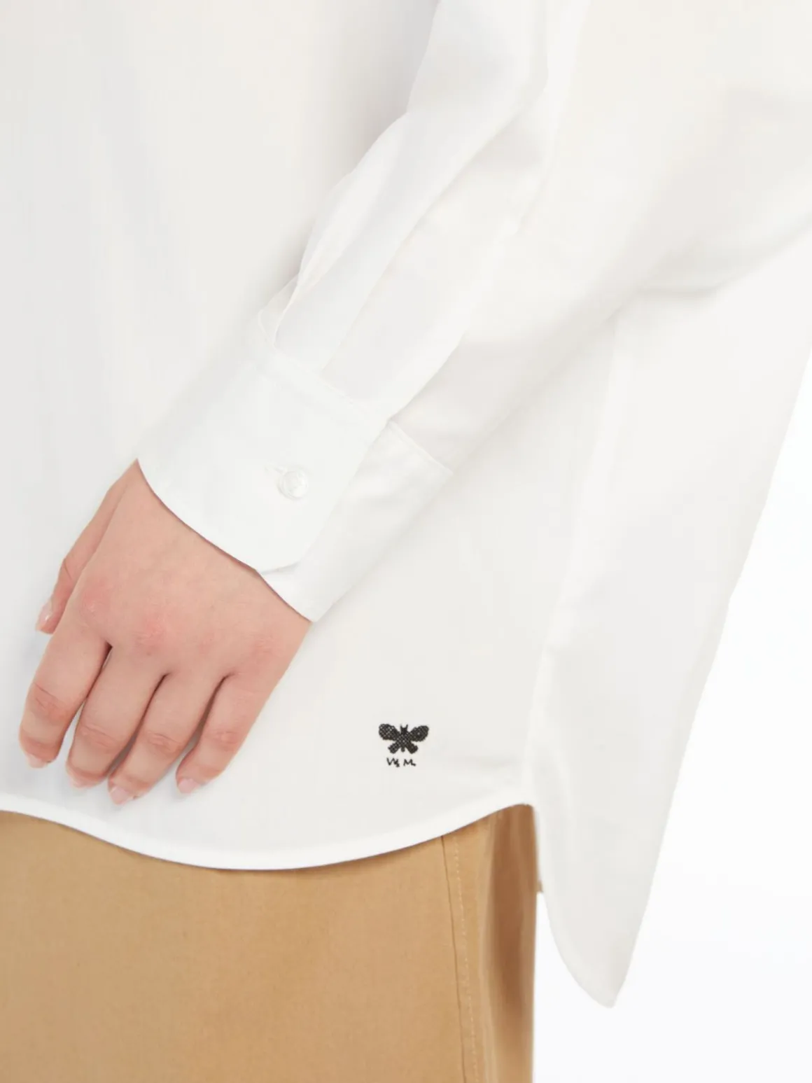 blusa_in_popeline_di_cotone_4-1.webp Outlet Blusa in popeline di cotone Camicie E Bluse