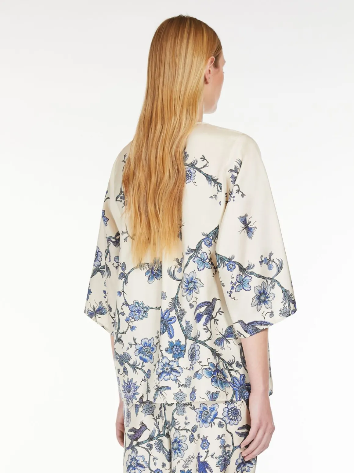 blusa_morbida_in_seta_stampata_2.webp Clearance Blusa morbida in seta stampata Completie Tailleur | Camicie E Bluse