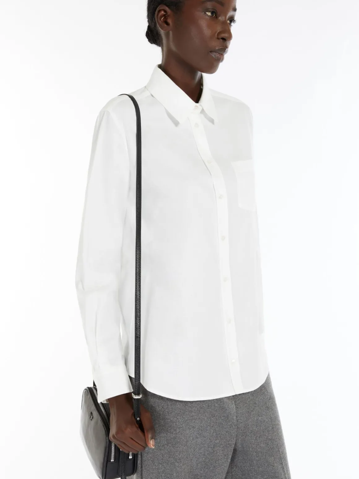 camicia_in_oxford_di_cotone_3-6.webp Store Camicia in Oxford di cotone Completie Tailleur | Camicie E Bluse