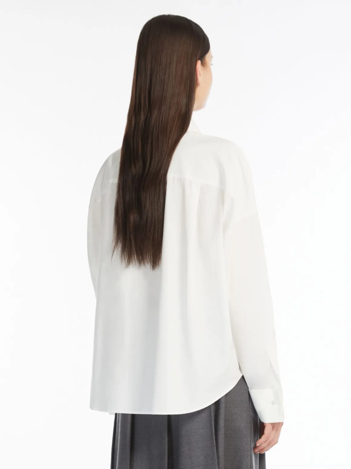 camicia_over_in_popeline_2-1.webp Outlet Camicia over in popeline Camicie E Bluse