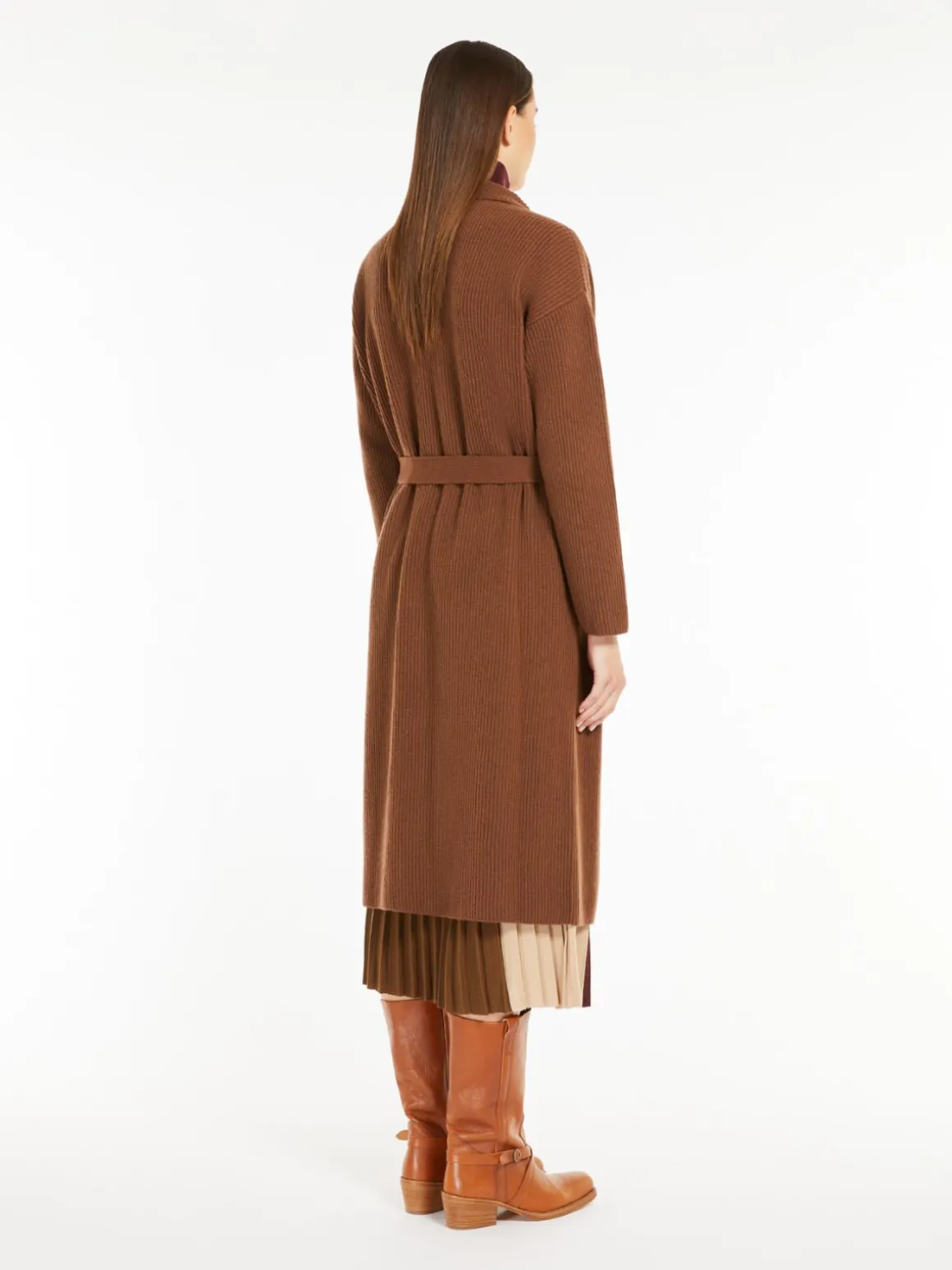 cardigan_in_maglia_di_lana_a_coste_2.webp Cheap Cardigan in maglia di lana a coste Maglie