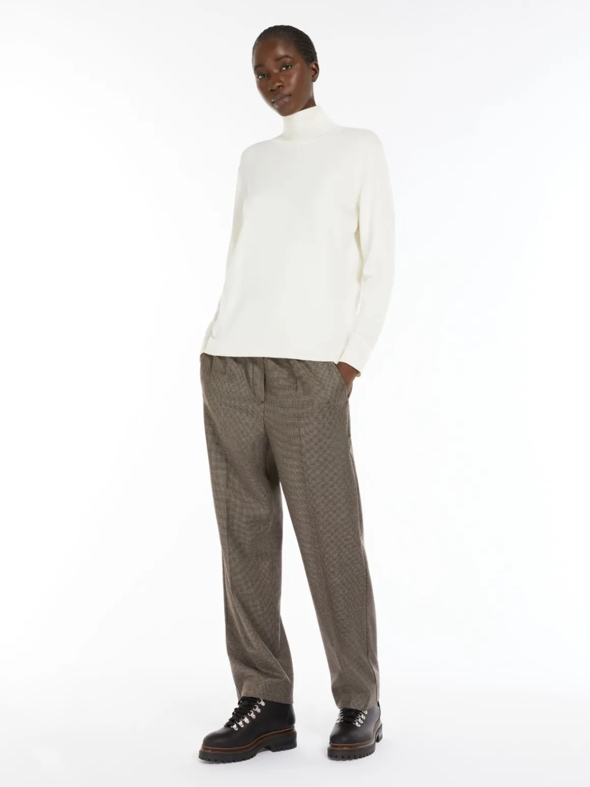 Shop Dolcevita in seta e lana Maglie