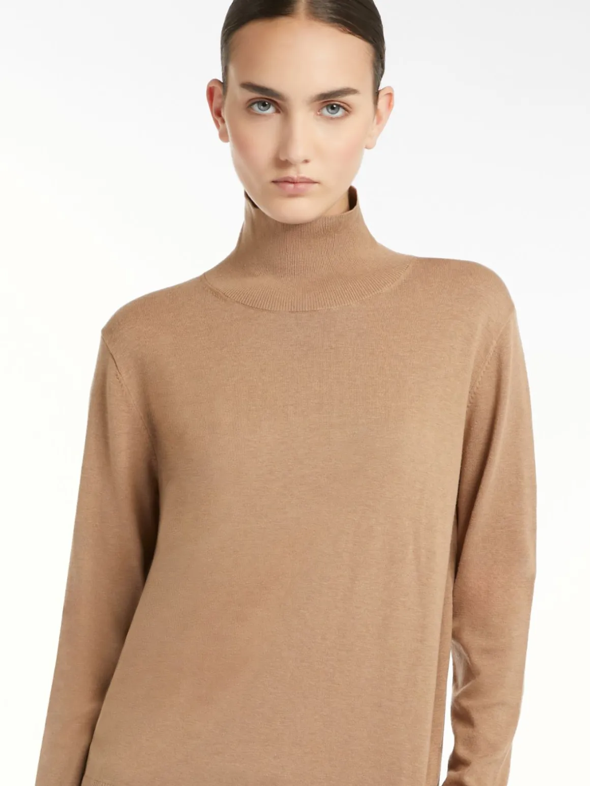 dolcevita_in_seta_e_lana_3-6.webp Clearance Dolcevita in seta e lana Completie Tailleur | Maglie