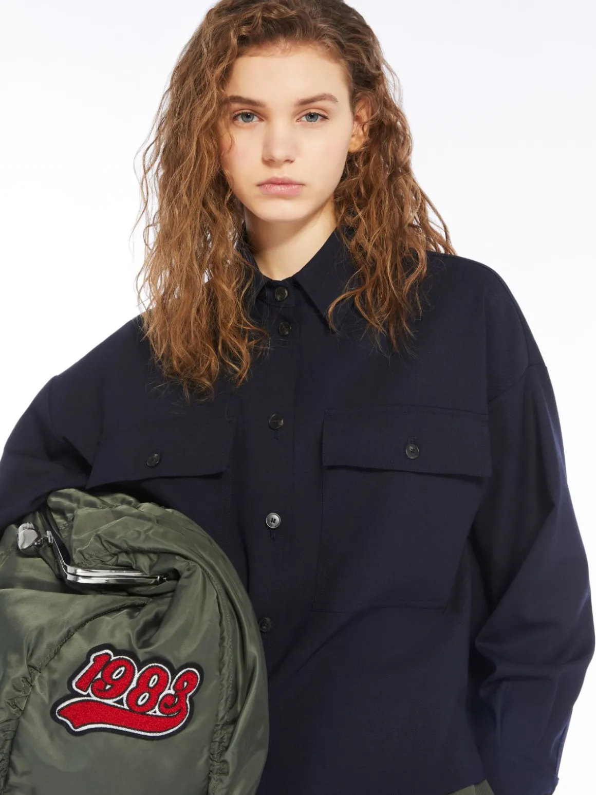 giacca_crop_in_gabardina_di_mista_lana_3.webp Flash Sale Giacca crop in gabardina di mista lana Giacche Eblazer