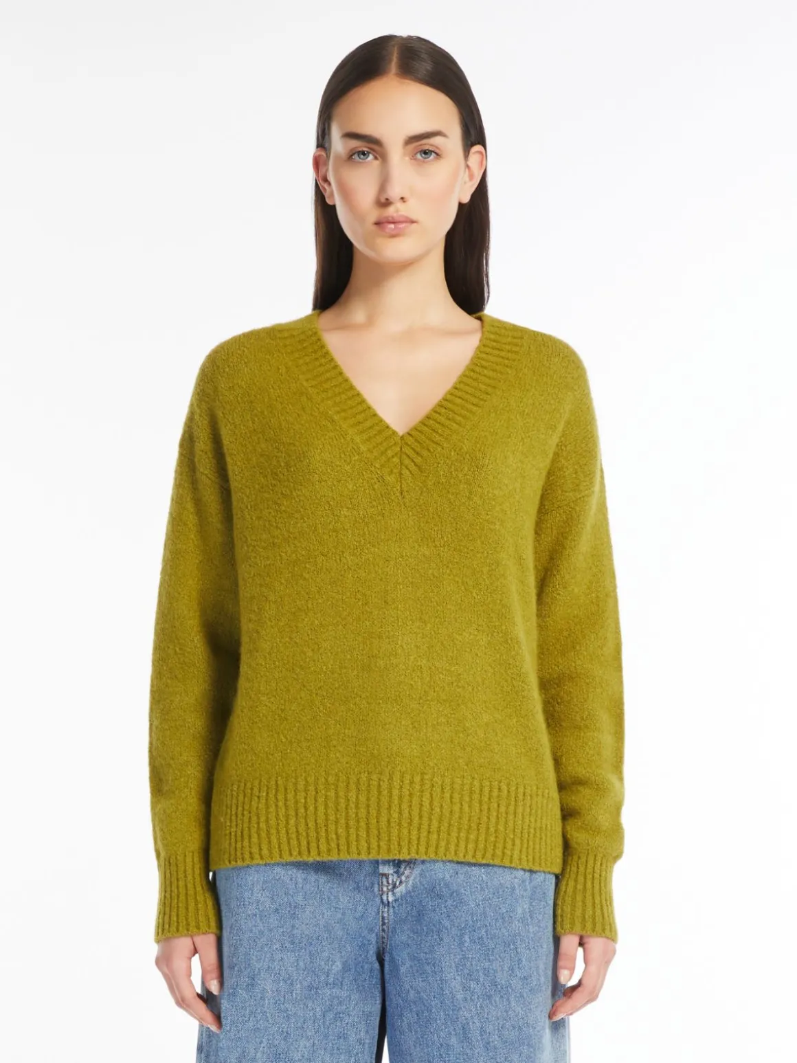 maglia_a_v_in_alpaca_e_cotone_1-1.webp Clearance Maglia a V in alpaca e cotone Maglie