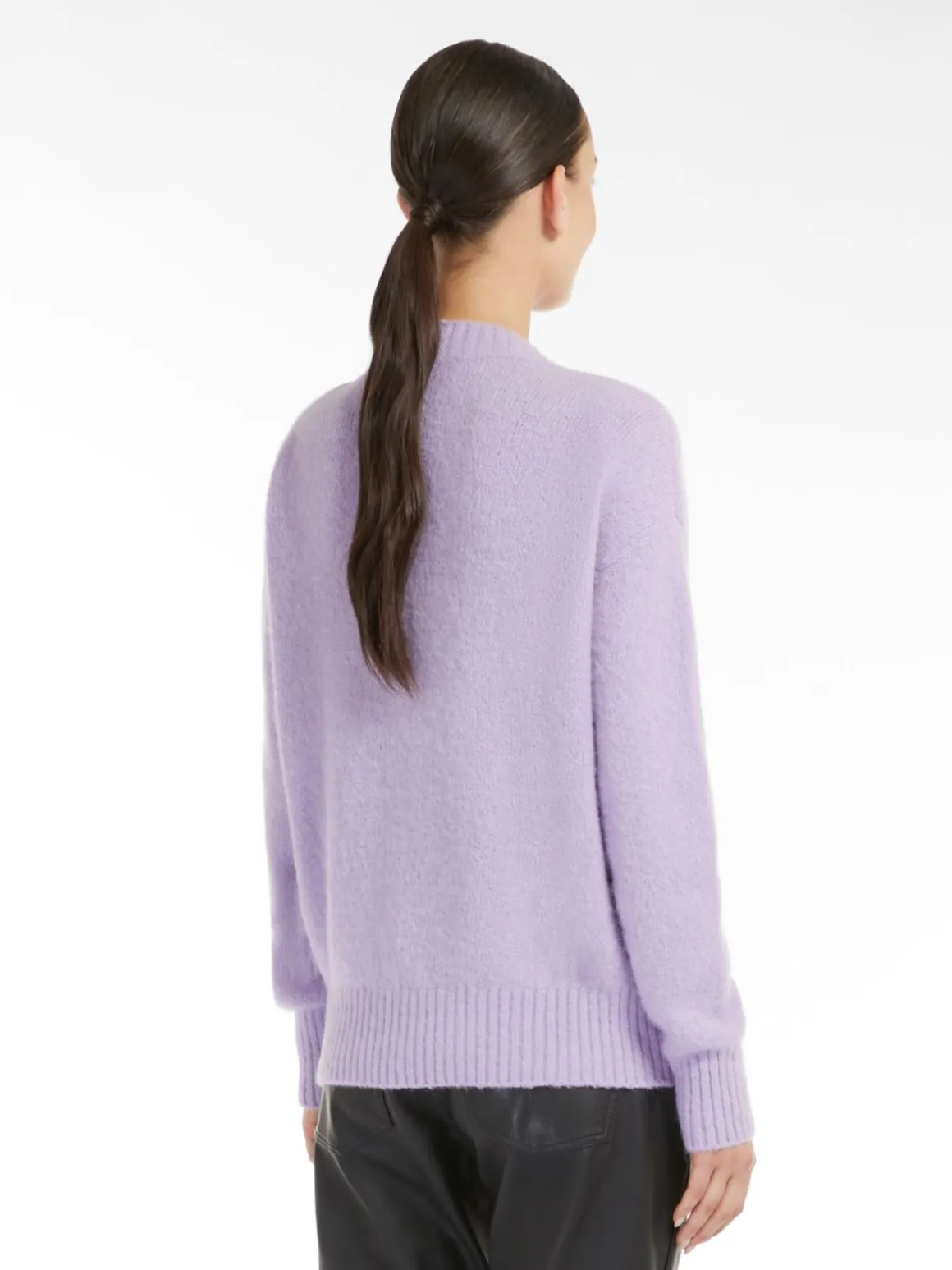 maglia_a_v_in_alpaca_e_cotone_2.webp Cheap Maglia a V in alpaca e cotone Maglie