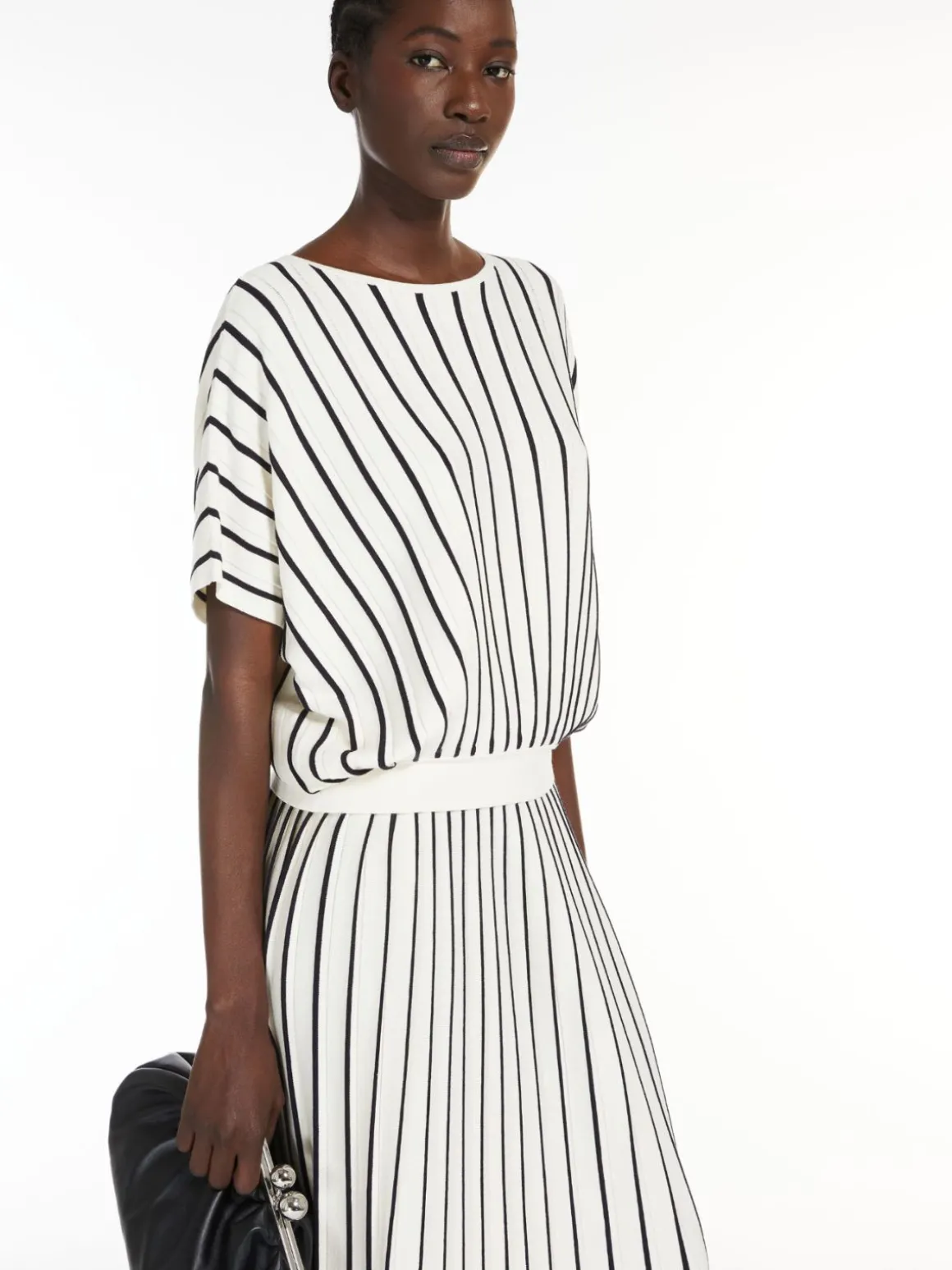 maglia_pliss_in_viscosa_stretch_3.webp Flash Sale Maglia plissé in viscosa stretch Maglie