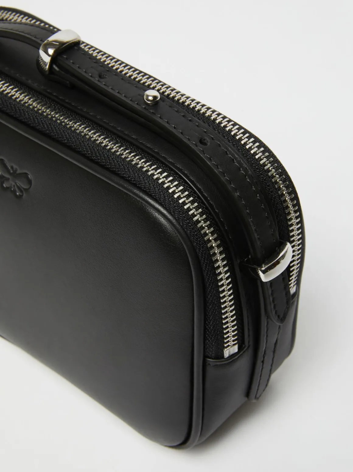 mini_bag_in_pelle_4-1.webp Store Mini bag in pelle Borse