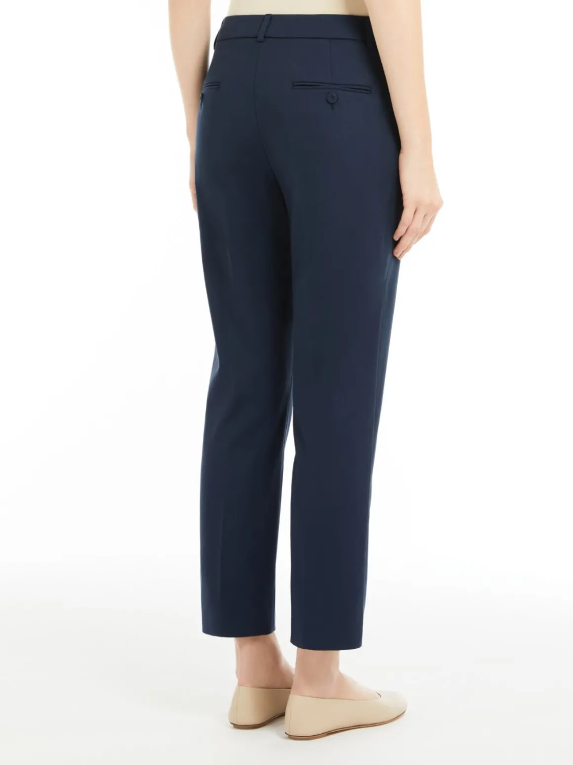 pantalone_a_sigaretta_in_cotone_stretch_2-1.webp Hot Pantalone a sigaretta in cotone stretch Pantaloniejeans