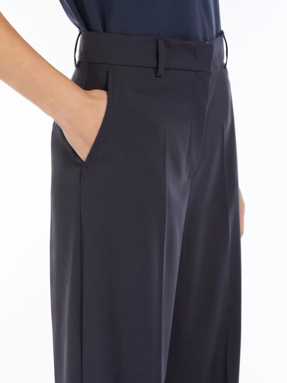 pantalone_palazzo_in_tela_di_lana_3-3.webp Cheap Pantalone palazzo in tela di lana Pantaloniejeans