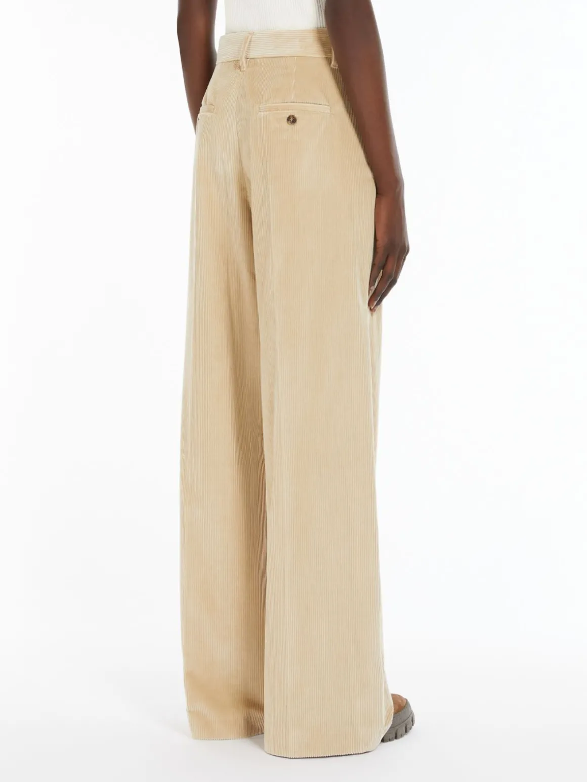 pantalone_wide_leg_in_velluto_2-1.webp Best Pantalone wide leg in velluto Pantaloniejeans