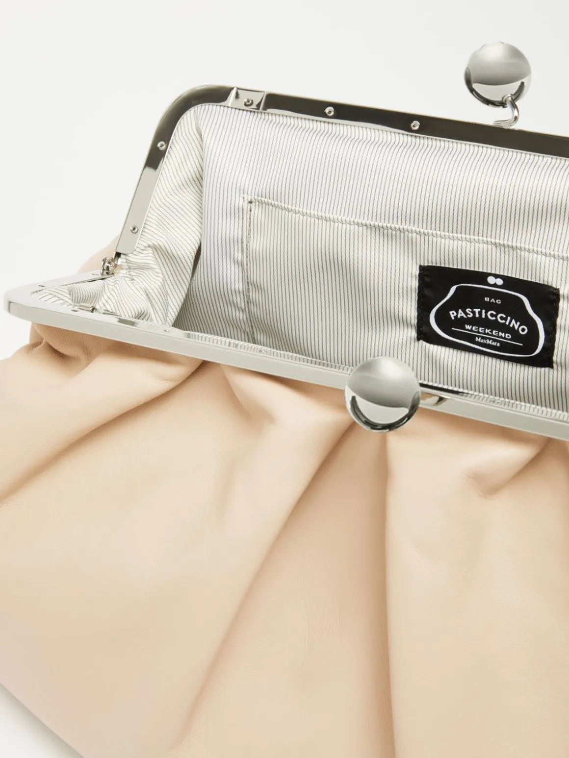 pasticcino_bag_large_in_nappa_5-3.webp Store Pasticcino Bag Large in nappa Pasticcino Bag | Borse