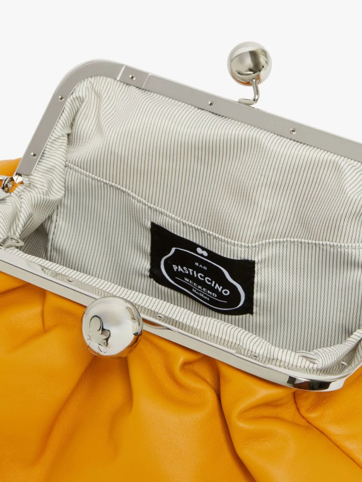 pasticcino_bag_medium_in_nappa_5-9.webp Clearance Pasticcino Bag medium in nappa Pasticcino Bag | Borse