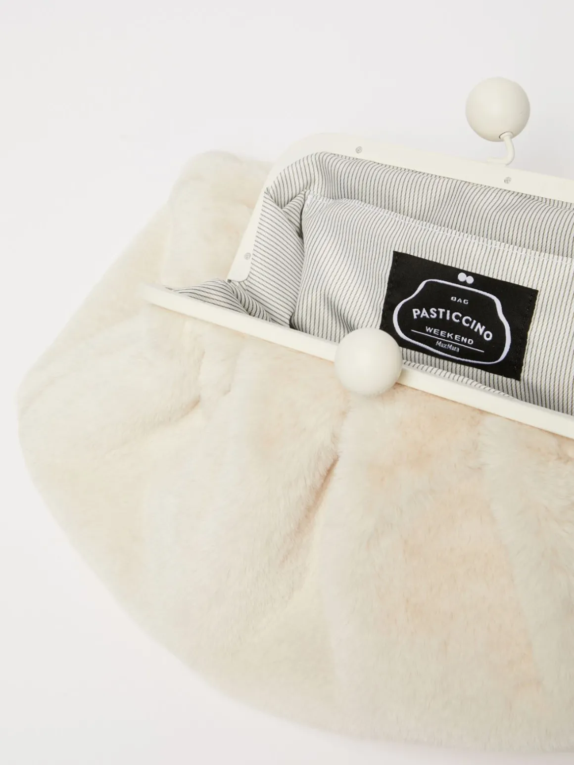 pasticcino_bag_medium_in_tessuto_extra_soft_furry_5.webp Fashion Pasticcino Bag Medium in tessuto extra soft furry Pasticcino Bag | Borse