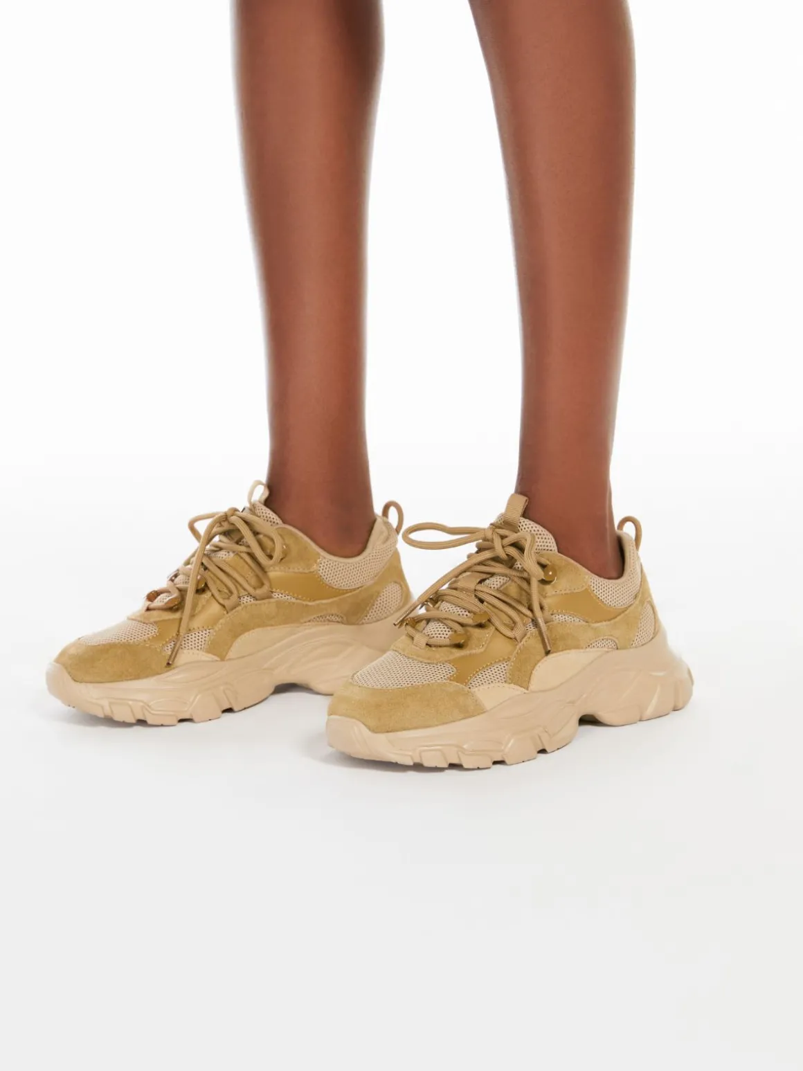running_in_rete_tecnica_e_pelle_7.webp New Running in rete tecnica e pelle Scarpe