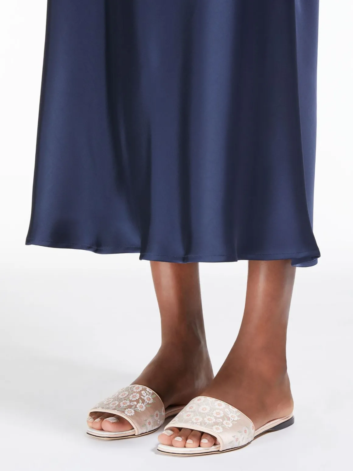 sandalo_flat_in_seta_jacquard_4-3.webp Clearance Sandalo flat in seta jacquard Scarpe