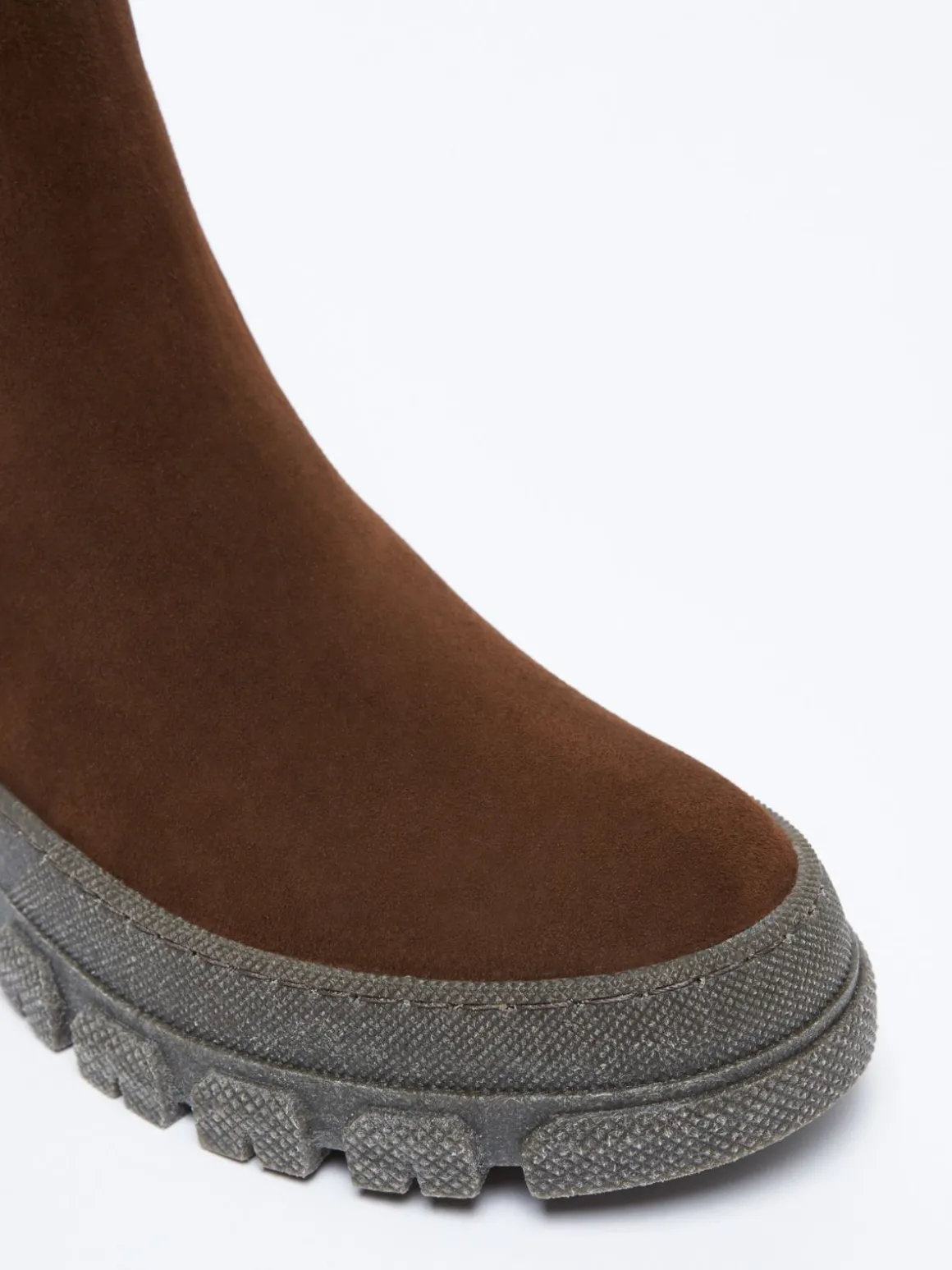 stivaletto_chelsea_in_crosta_3-1.webp Hot Stivaletto chelsea in crosta Scarpe | Completie Tailleur